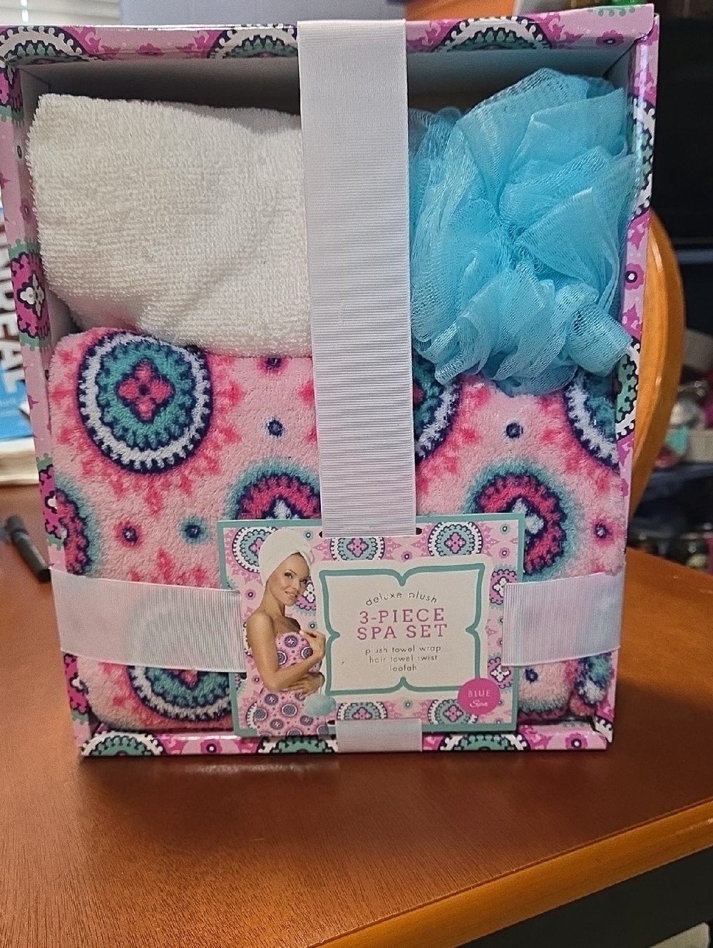 Pretty 3-Piece Spa Set - Pink & Turquoise Medallion